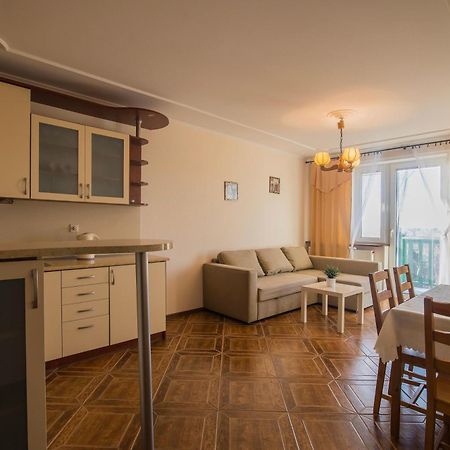 Pionow Rodzinne Apartamenty Urocza 10 Krynica Morska Buitenkant foto
