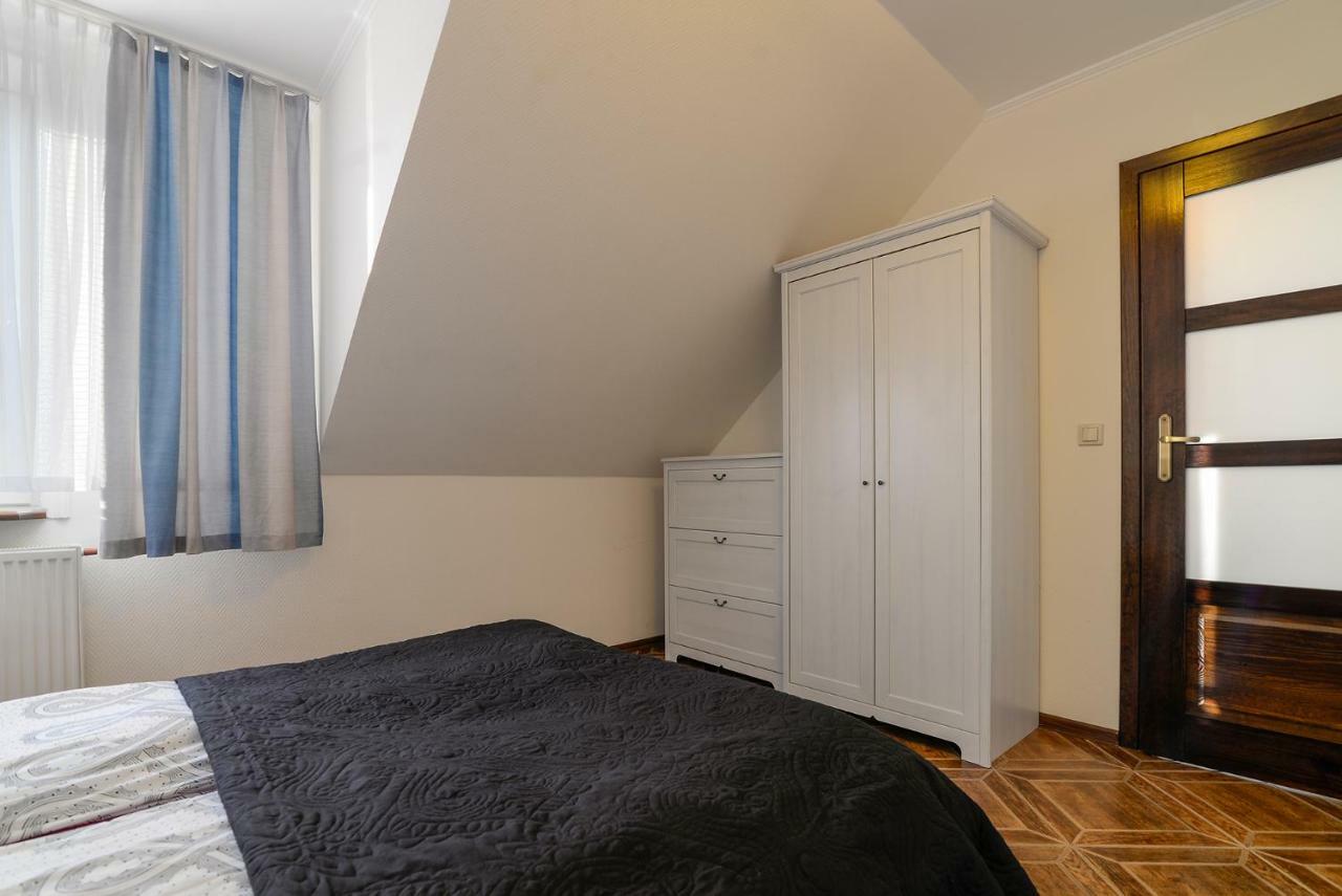 Pionow Rodzinne Apartamenty Urocza 10 Krynica Morska Buitenkant foto