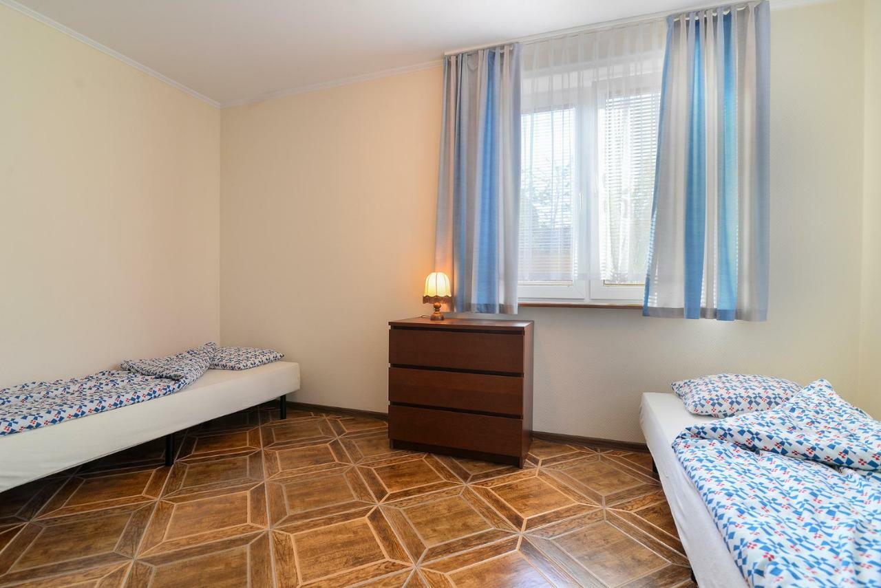 Pionow Rodzinne Apartamenty Urocza 10 Krynica Morska Buitenkant foto