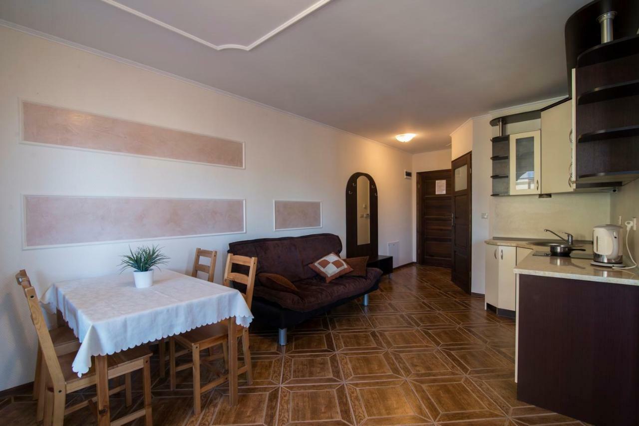 Pionow Rodzinne Apartamenty Urocza 10 Krynica Morska Buitenkant foto