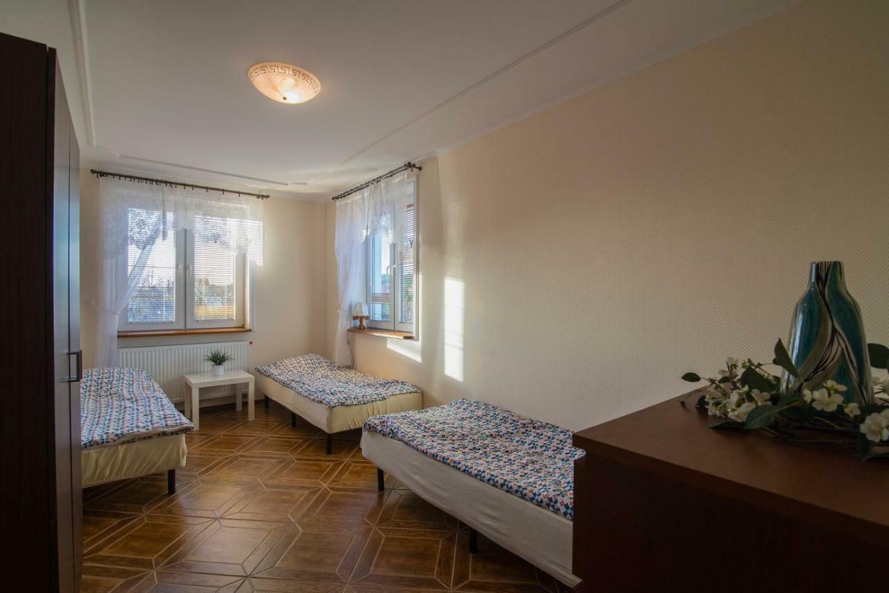 Pionow Rodzinne Apartamenty Urocza 10 Krynica Morska Buitenkant foto